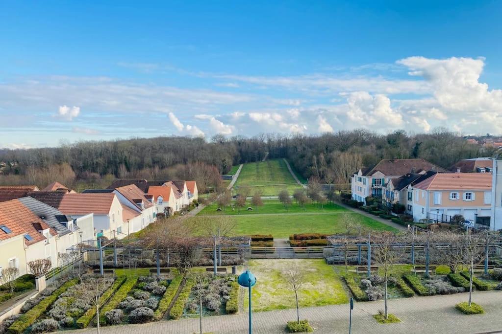 Appartement Disney Avengers, 5 Min Des Parcs Magny-le-Hongre Bagian luar foto
